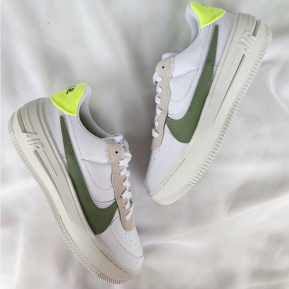 Nike Shoes - NikeTrendy Air Force 1 Women Shoes